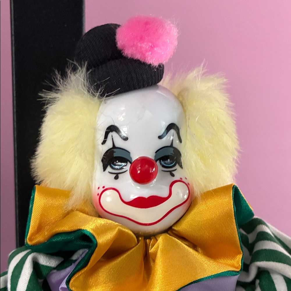 Vintage Colorful Pose-able Porcelain Clown Doll - Picture 2 of 7